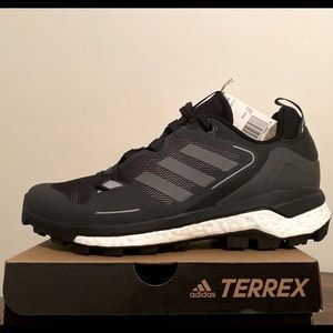 BRAND NEW adidas Terrex Skychaser 2 Black